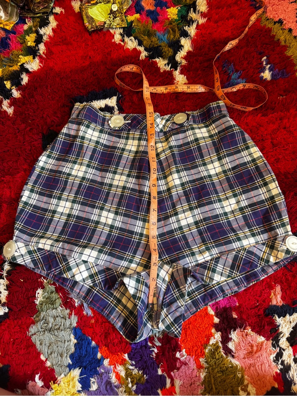 50s Vintage High Waisted Plaid Shorts - Picture 10 of 10